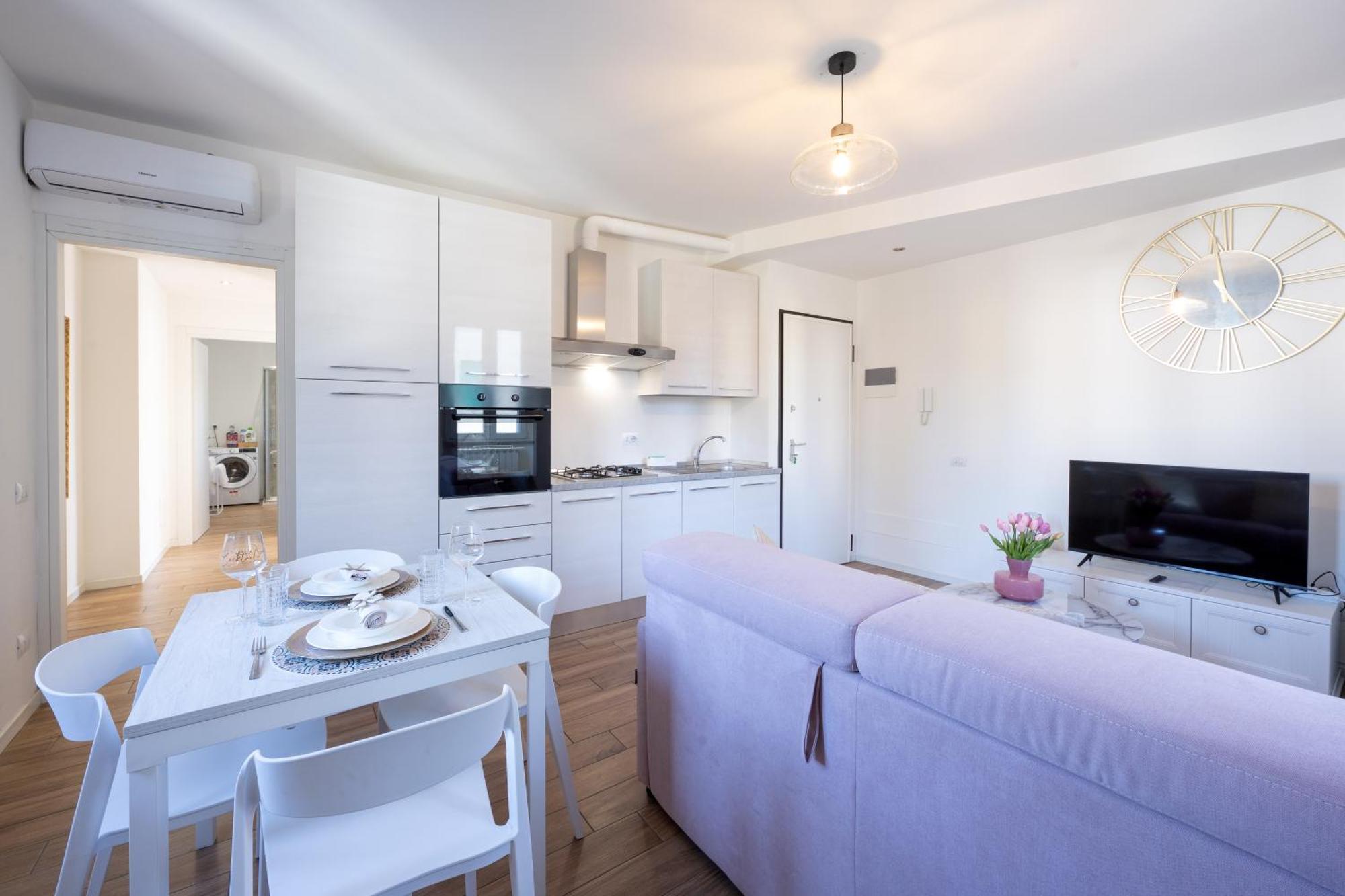 Lora Diamond ,free Parking, Self Check In,3 Appartement